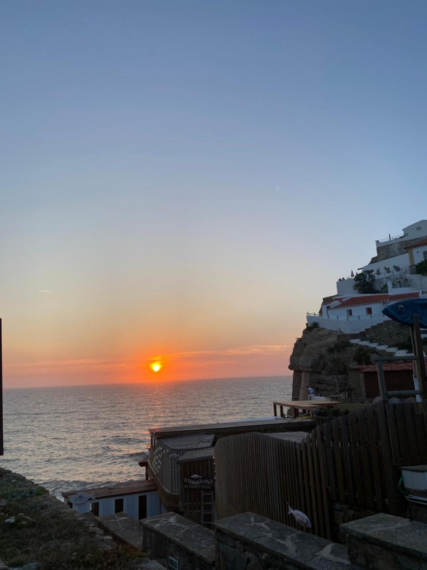 Azenhas Do Mar Cottage Сінтра Екстер'єр фото